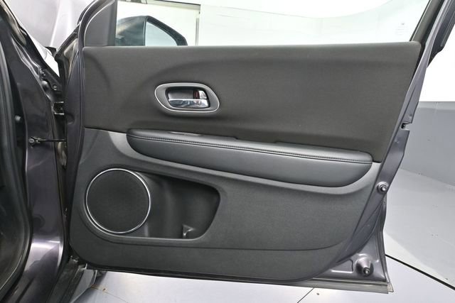 Used 2016 Honda HR-V EX image 41