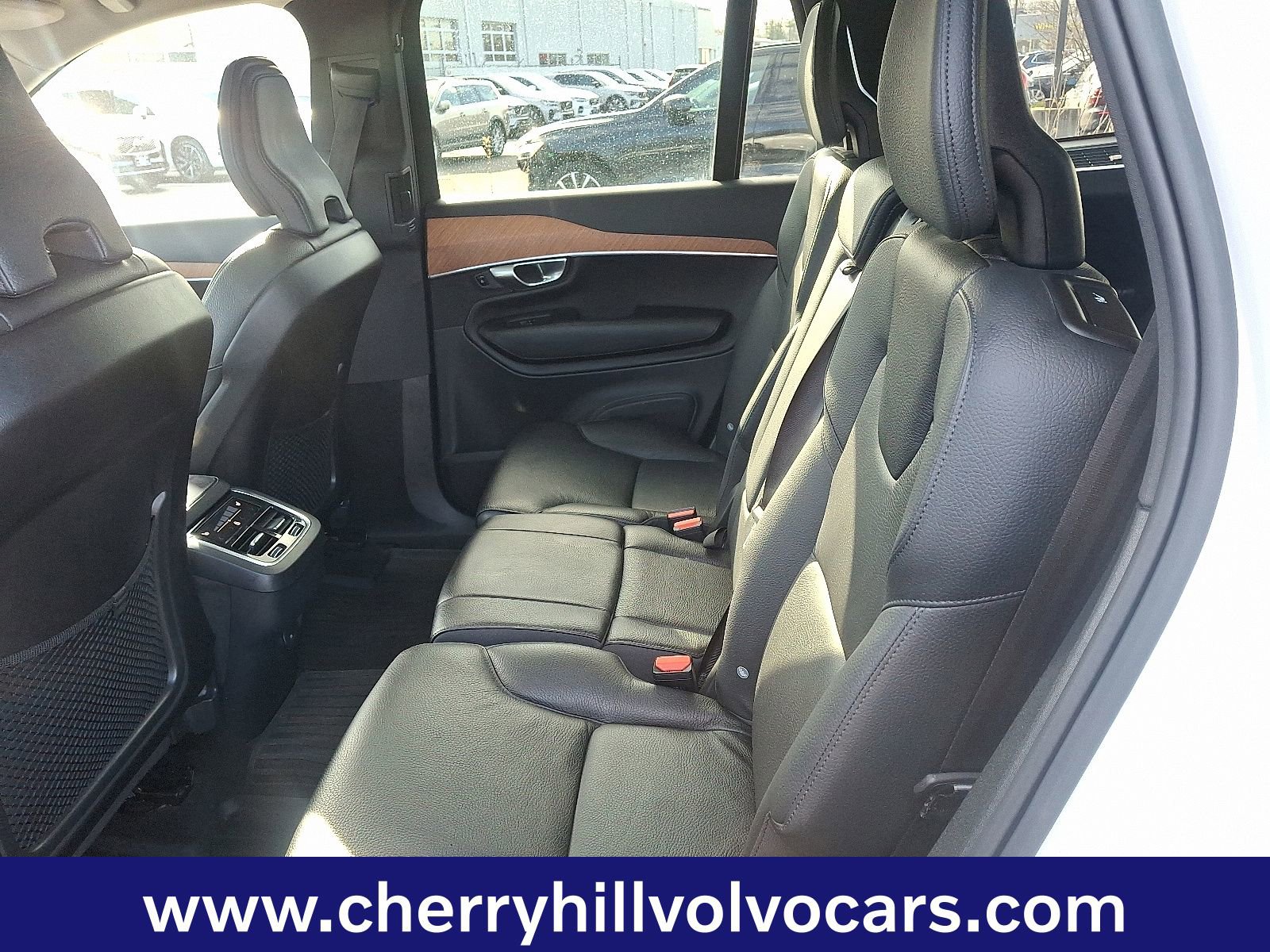 Certified 2023 Volvo XC90 B5 Plus w/ Protection Package Premier image 11