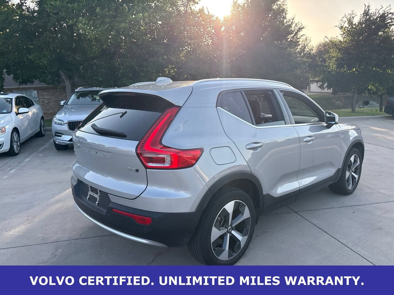 Certified 2024 Volvo XC40 B5 Plus w/ Protection Package Premier AWD/4WD image 5