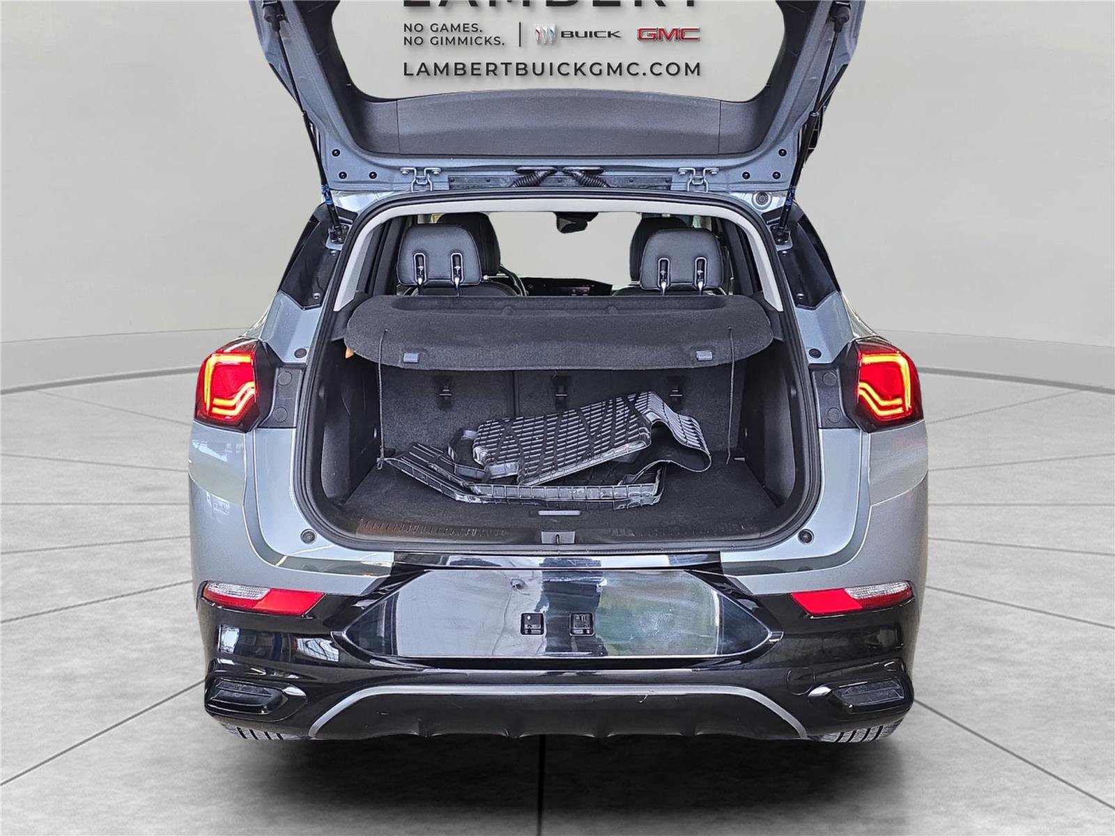 Used 2024 Buick Encore GX Sport Touring w/ Advanced Technology Package AWD/4WD image 13