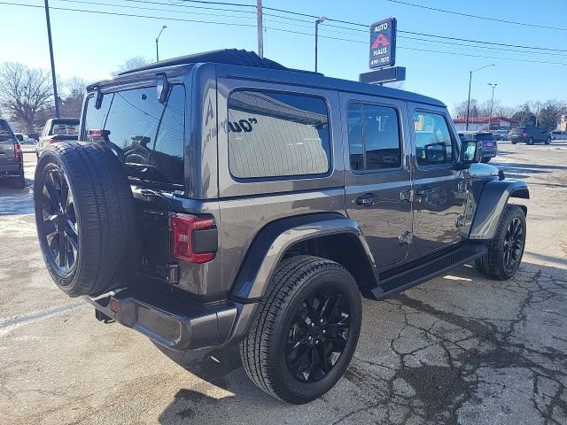 Used 2021 Jeep Wrangler Unlimited Sahara image 5