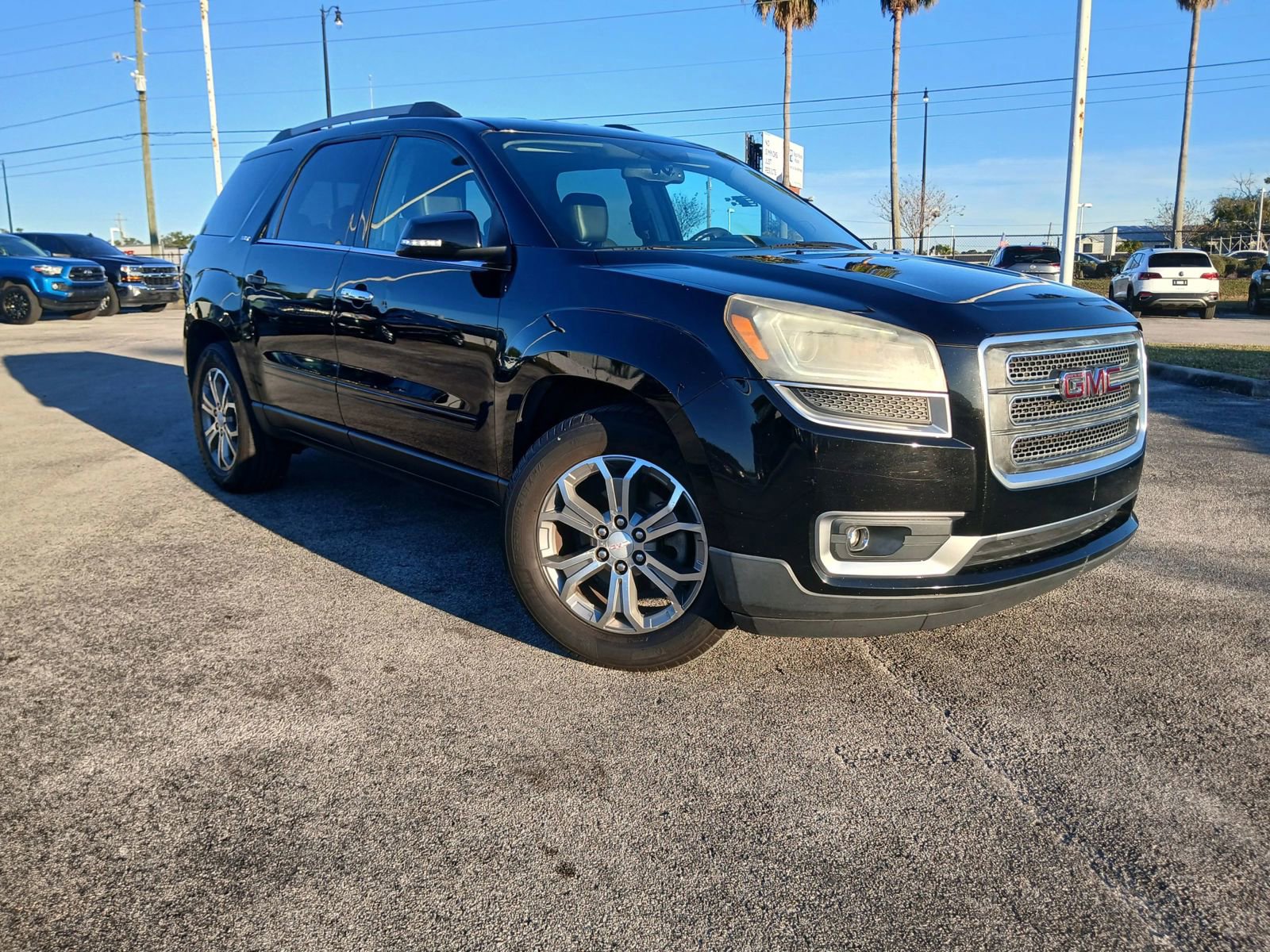 Used 2016 GMC Acadia SLT image 1