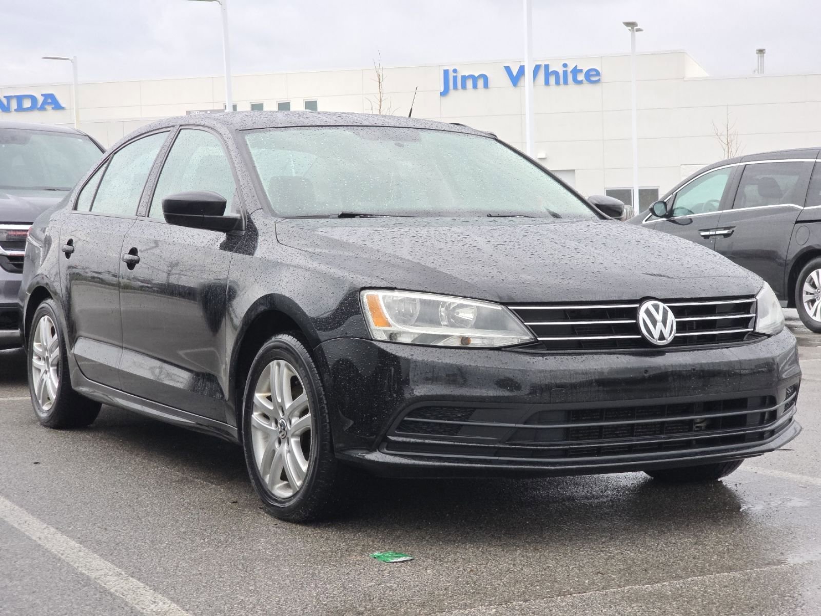 Used 2015 Volkswagen Jetta S image 2