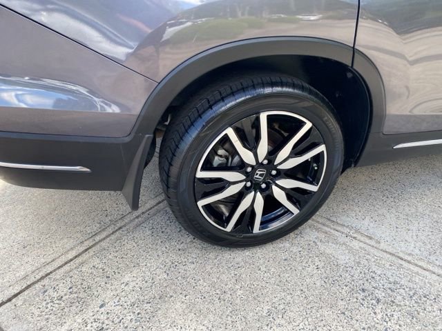 Used 2021 Honda Pilot Touring image 11