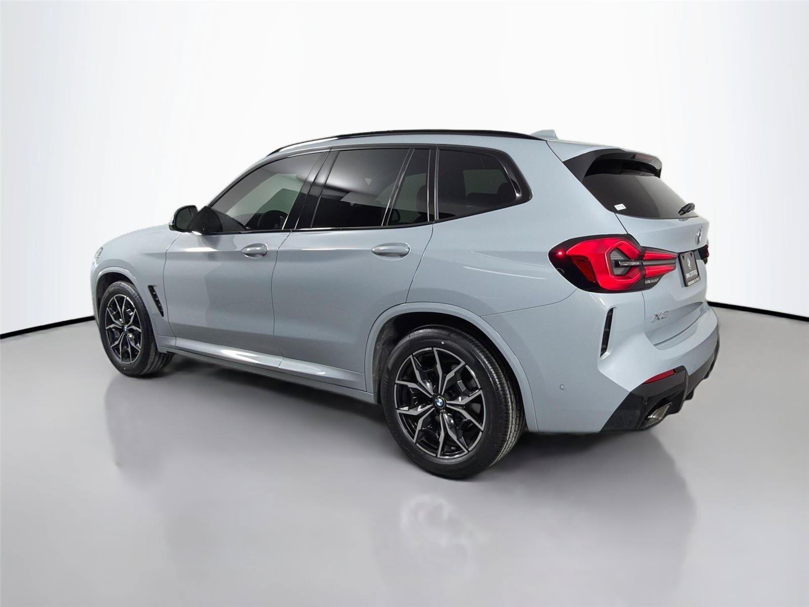 Certified 2023 BMW X3 sDrive30i w/ M Sport Package RWD image 8