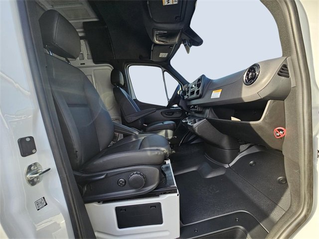 New 2025 Mercedes-Benz Sprinter 2500 image 8