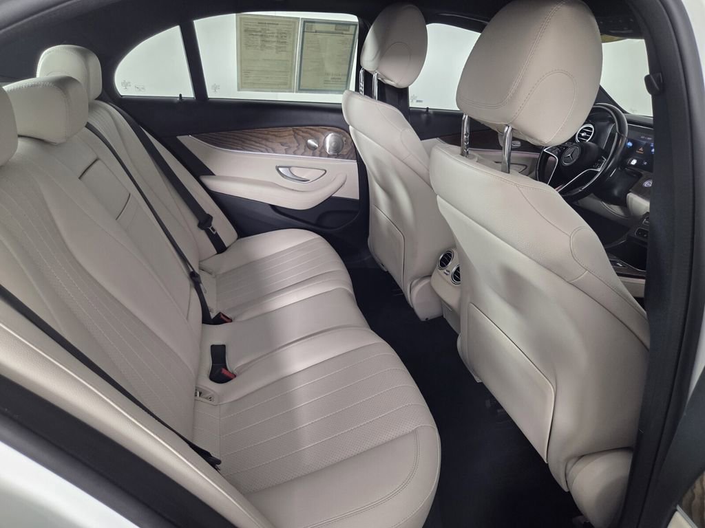 Used 2022 Mercedes-Benz E 350 Sedan image 30