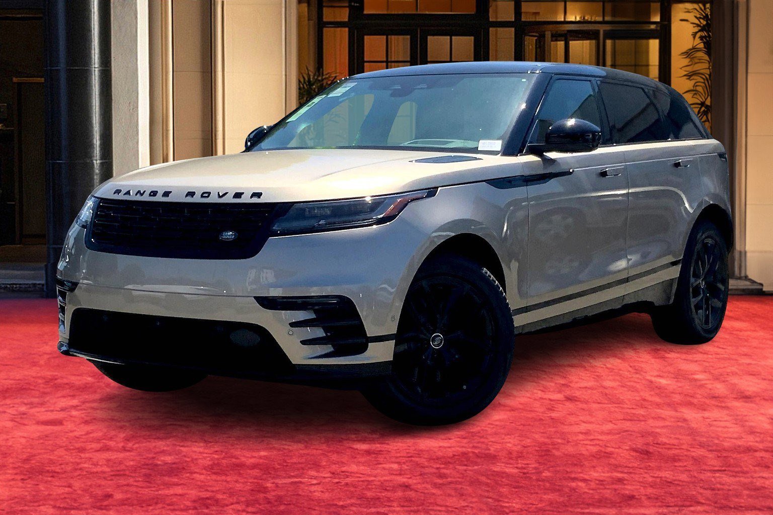 New 2026 Land Rover Range Rover Velar Dynamic SE