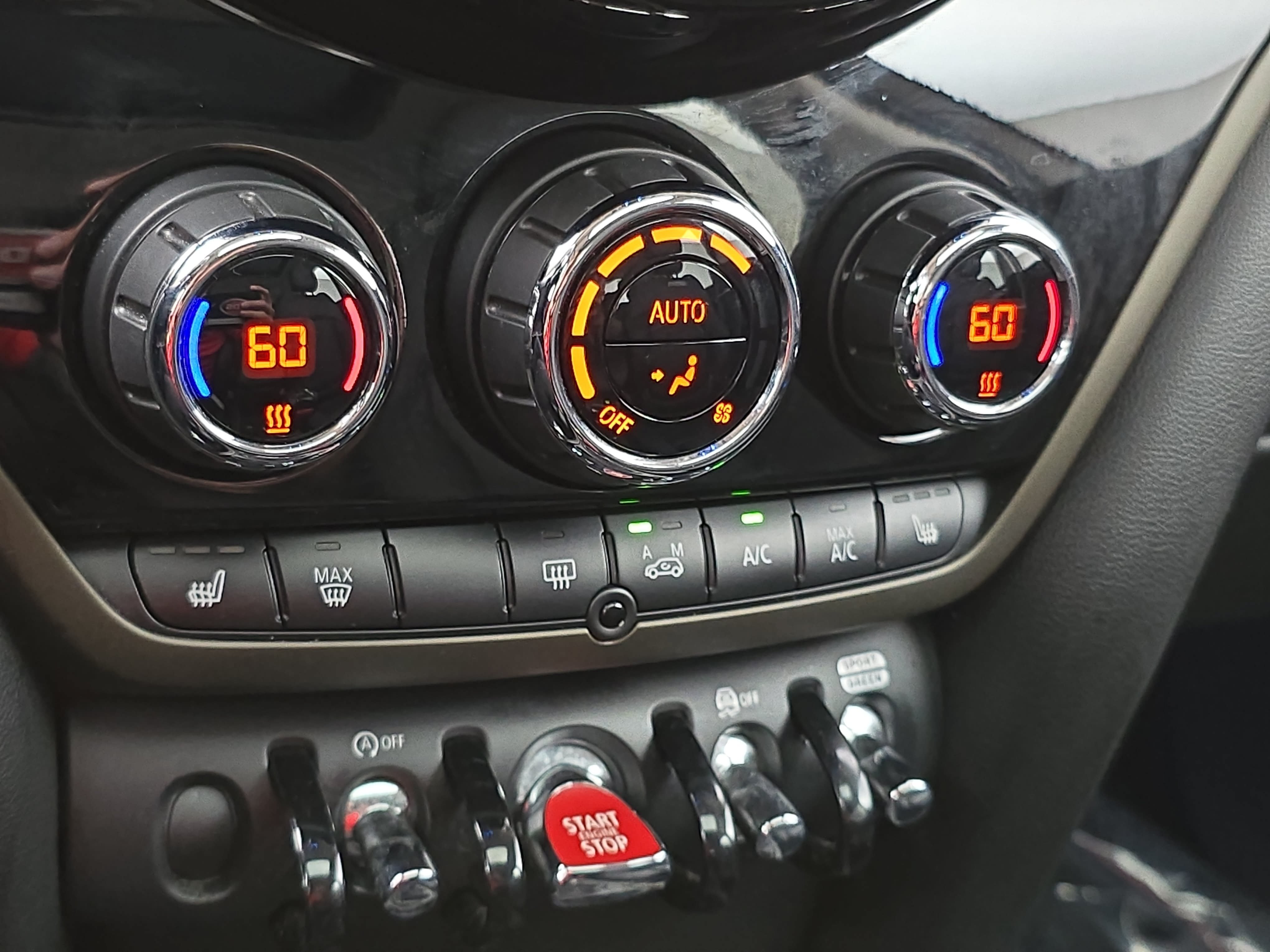Used 2019 MINI Cooper Countryman S w/ Premium Package AWD/4WD image 24