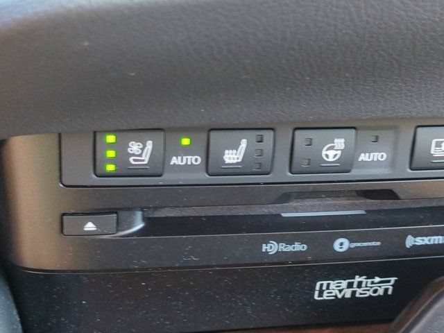 Certified 2022 Lexus ES 350 Ultra Luxury w/ Accessory Package 2 FWD image 22