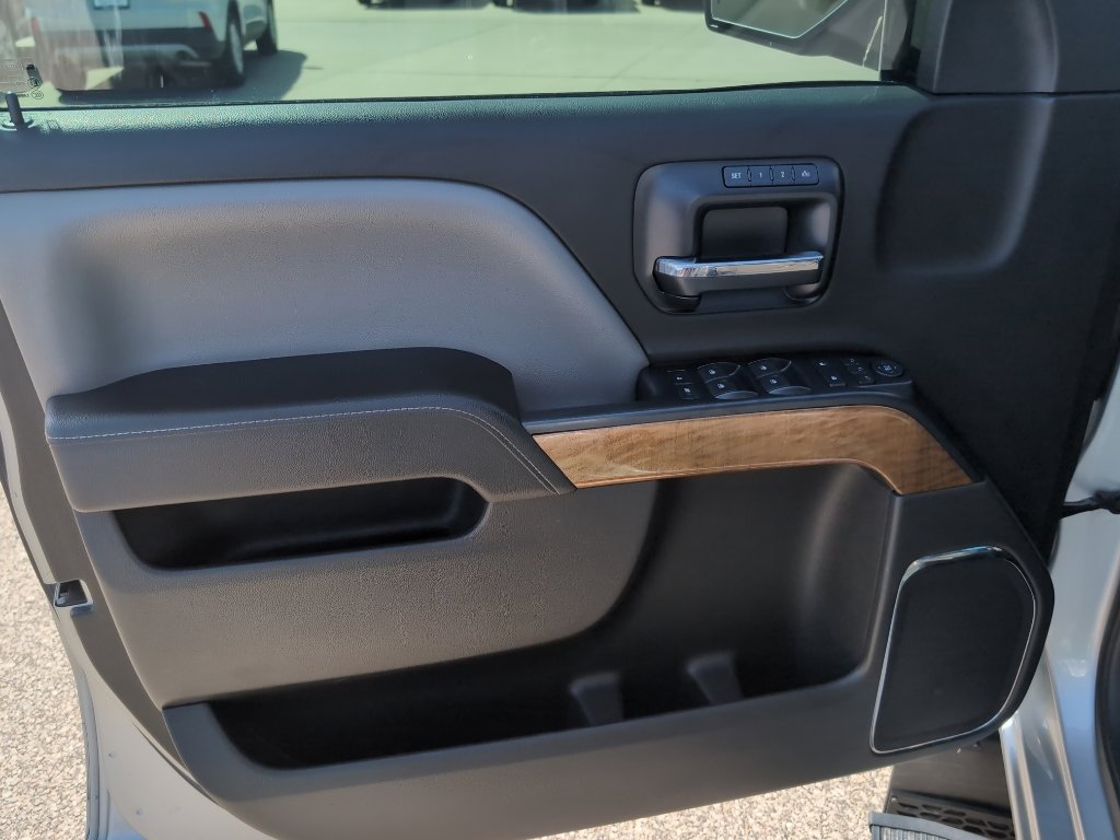 Used 2014 Chevrolet Silverado 1500 LTZ image 9
