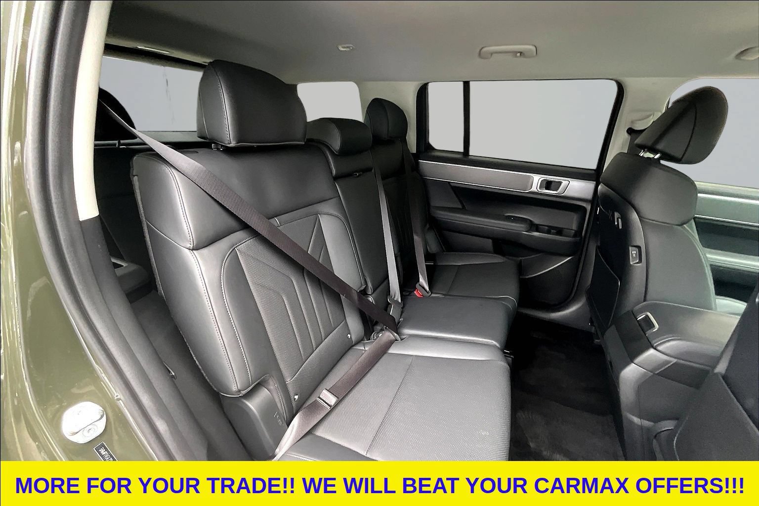 Used 2025 Hyundai Santa Fe SEL FWD image 26