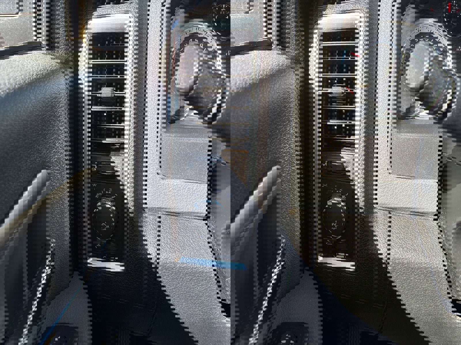 Used 2016 RAM 1500 Big Horn image 27