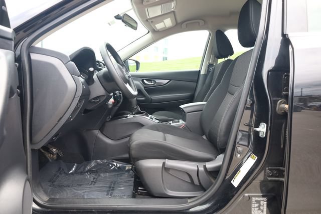 Used 2018 Nissan Rogue S FWD image 11