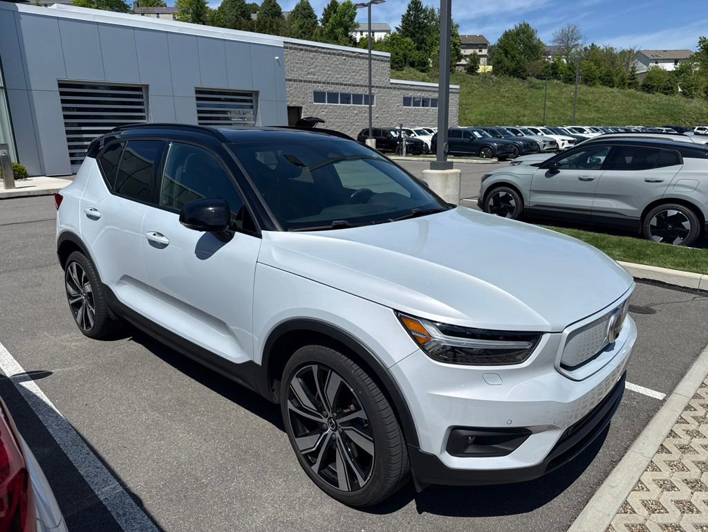 Used 2021 Volvo XC40 P8 Recharge AWD/4WD image 6