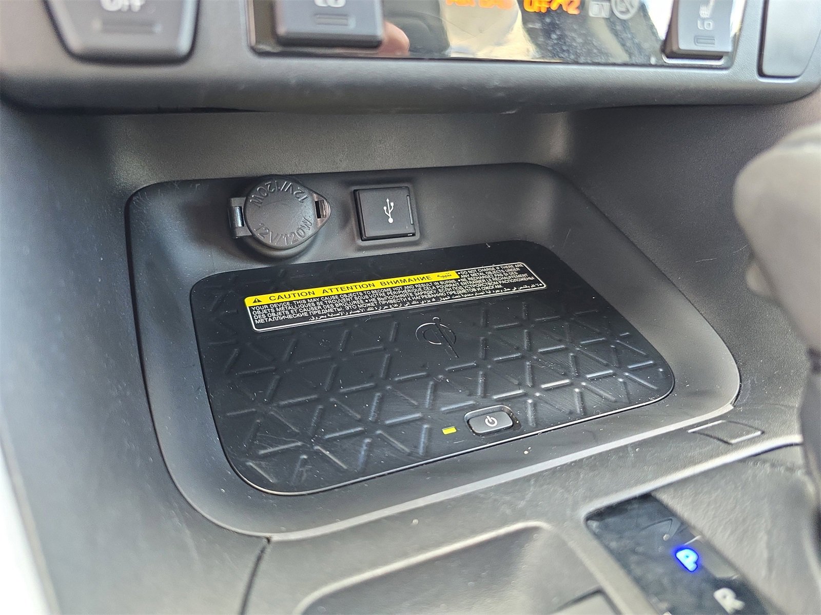 Used 2021 Toyota RAV4 XLE Premium image 20