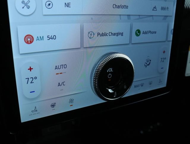 Used 2024 Ford Mustang Mach-E Premium image 31