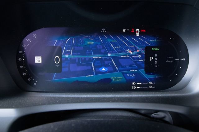 Used 2023 Volvo XC90 T8 Ultimate image 13