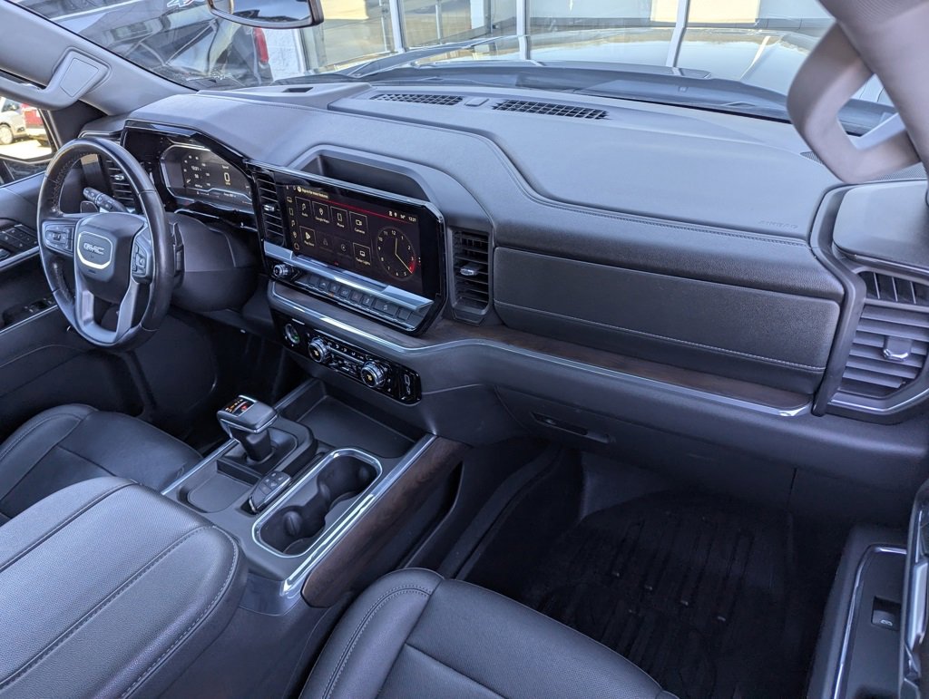 Used 2023 GMC Sierra 1500 SLT w/ SLT Premium Package image 29