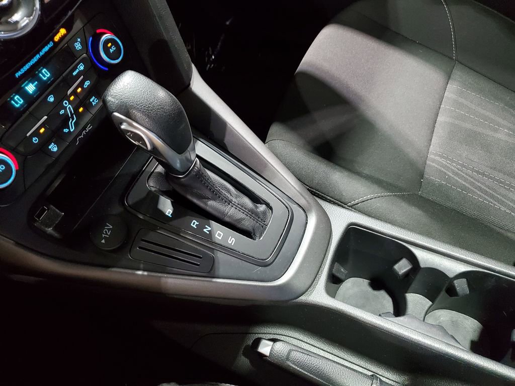 Used 2018 Ford Focus SEL FWD image 34