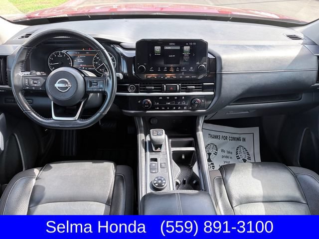 Used 2022 Nissan Pathfinder SL AWD/4WD image 9