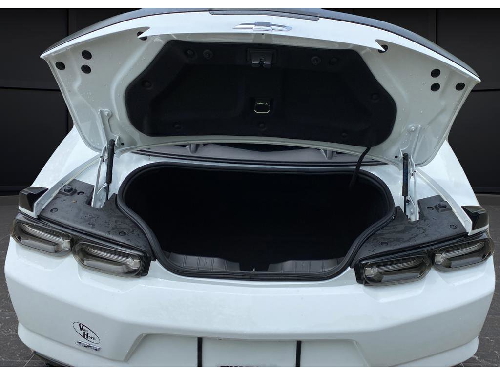Used 2019 Chevrolet Camaro SS RWD image 26