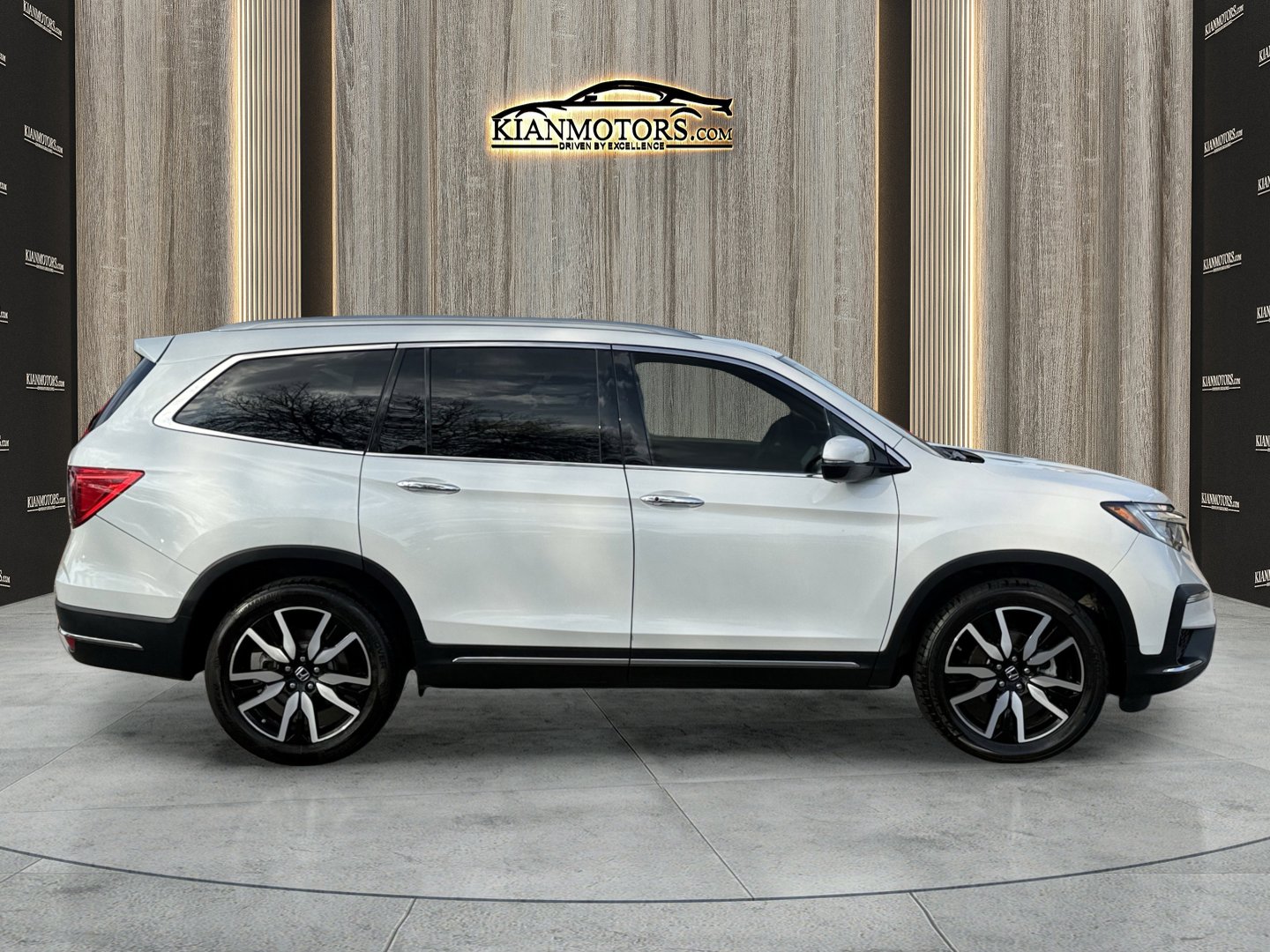 Used 2022 Honda Pilot Touring image 12