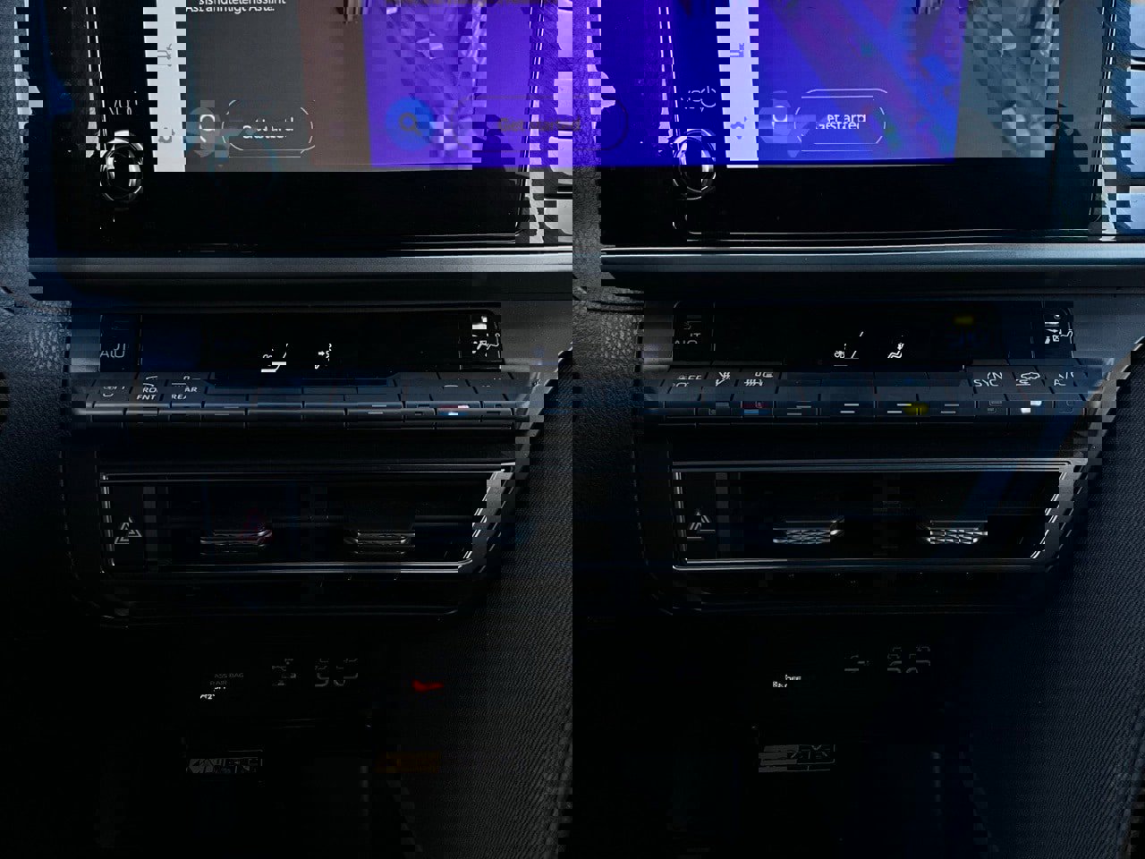 Used 2025 Toyota Camry LE image 26