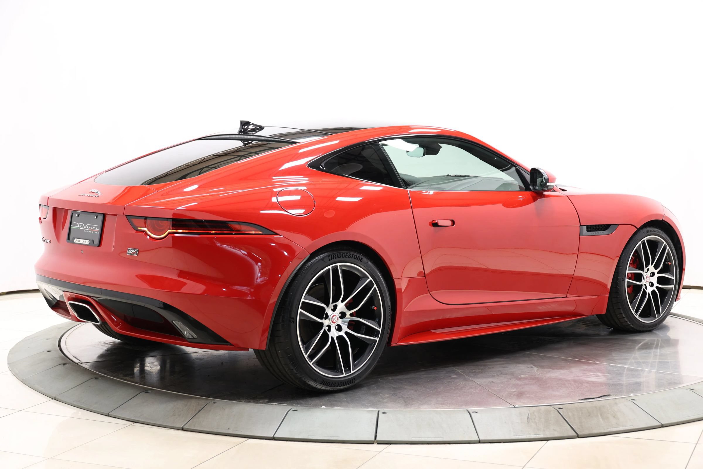 Used 2020 Jaguar F-TYPE Checkered Flag RWD image 4
