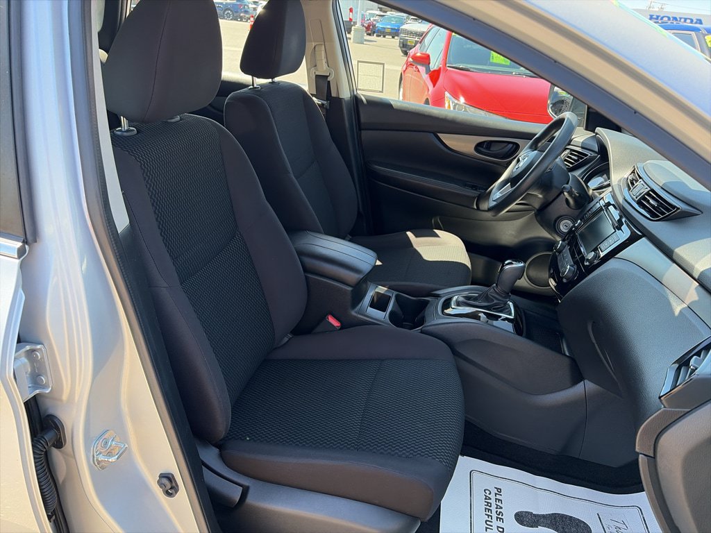 Used 2020 Nissan Rogue Sport S FWD image 19
