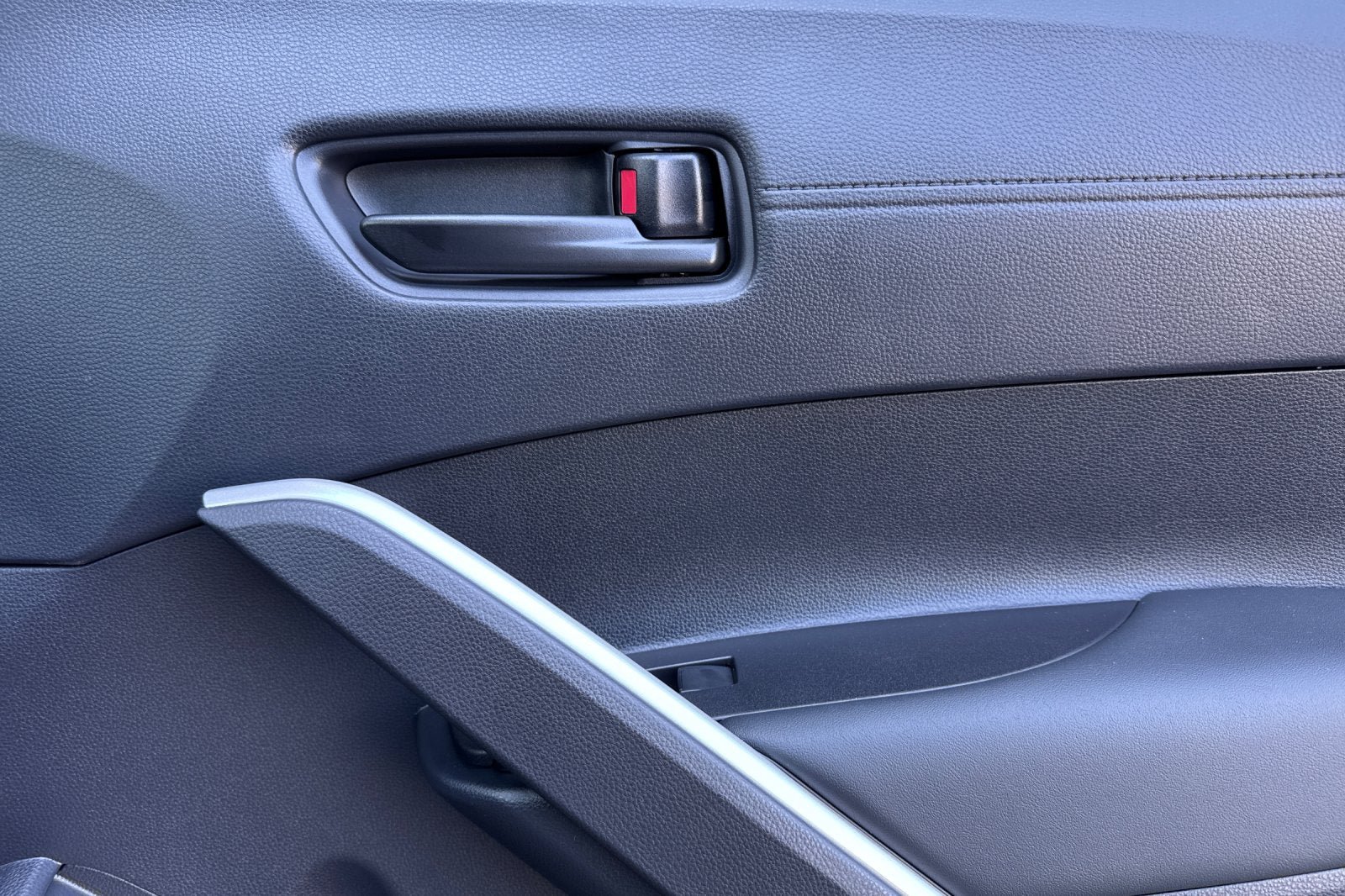 New 2026 Toyota Corolla Cross LE FWD image 19