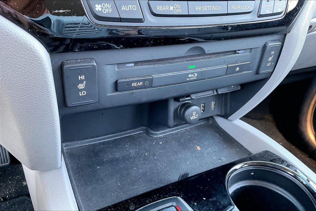 Used 2017 Honda Pilot Touring image 15