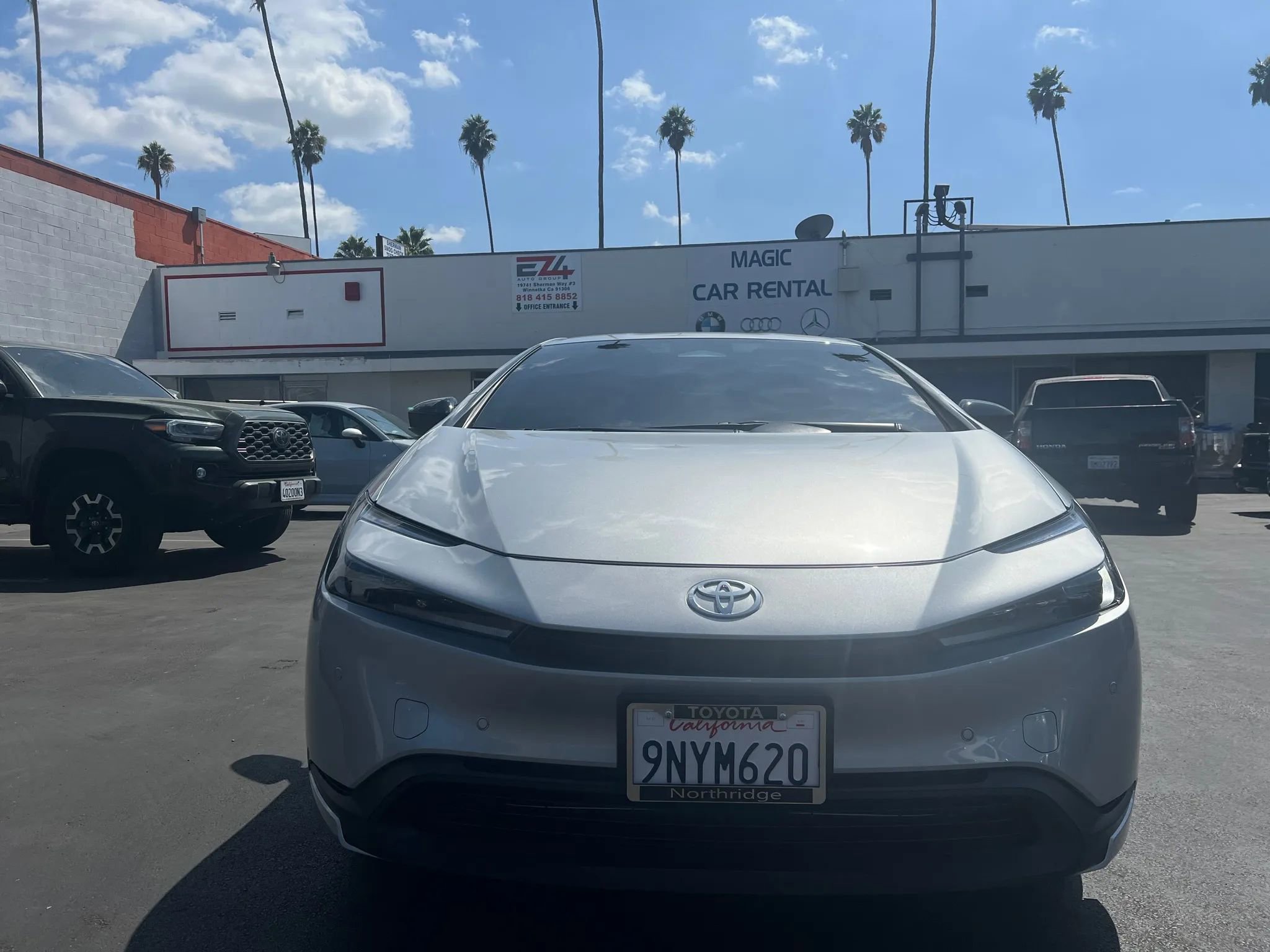 Used 2024 Toyota Prius LE image 1