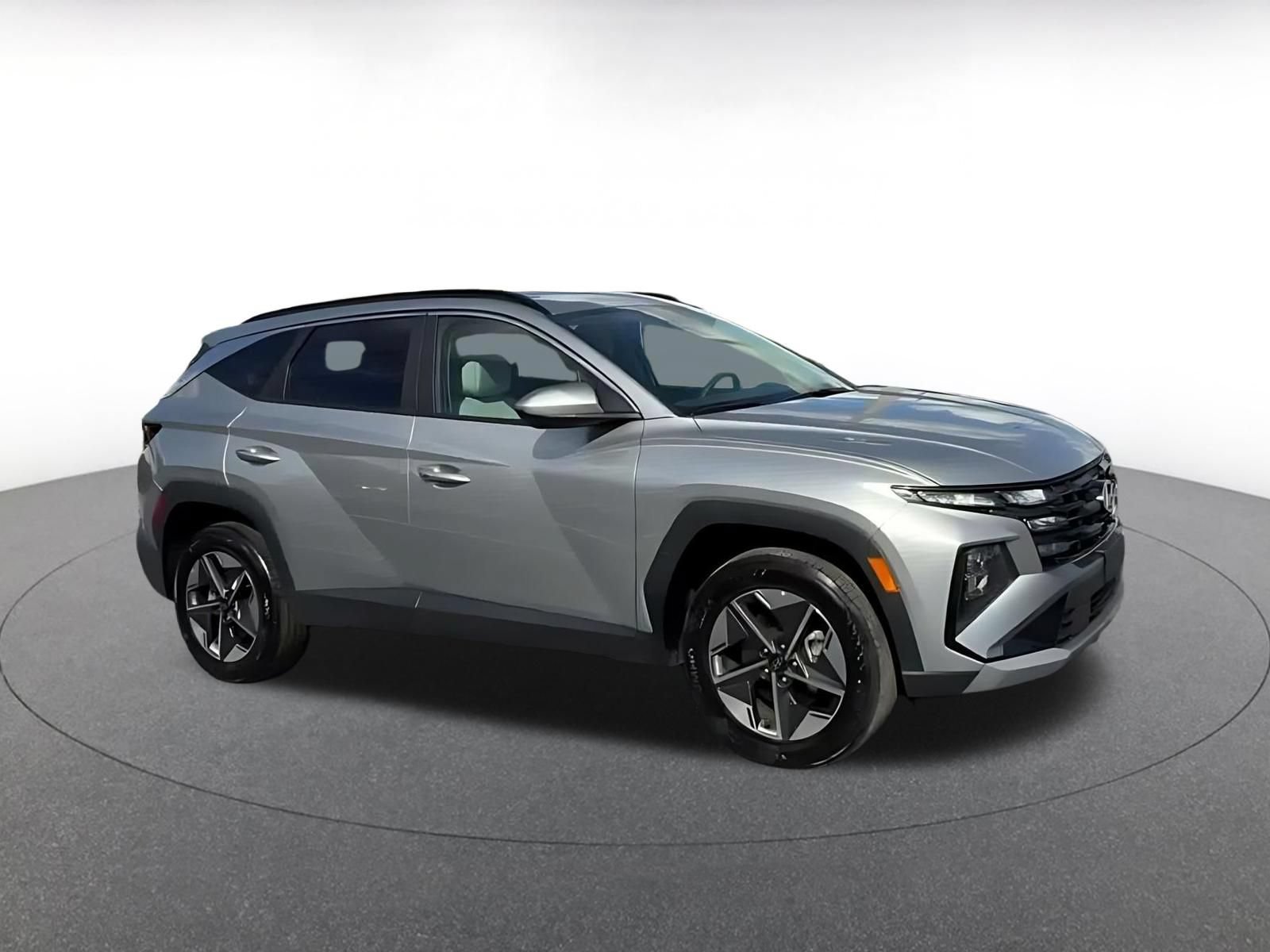 Used 2026 Hyundai Tucson SEL AWD/4WD image 2