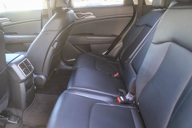 Used 2023 Kia Sportage EX image 19