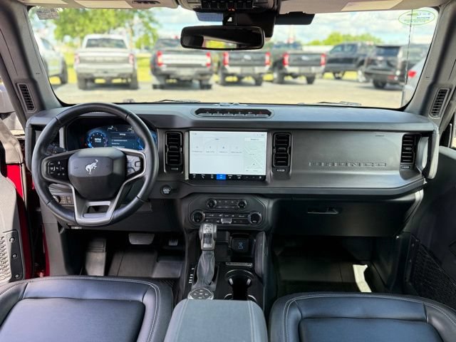 Used 2025 Ford Bronco Badlands AWD/4WD image 2