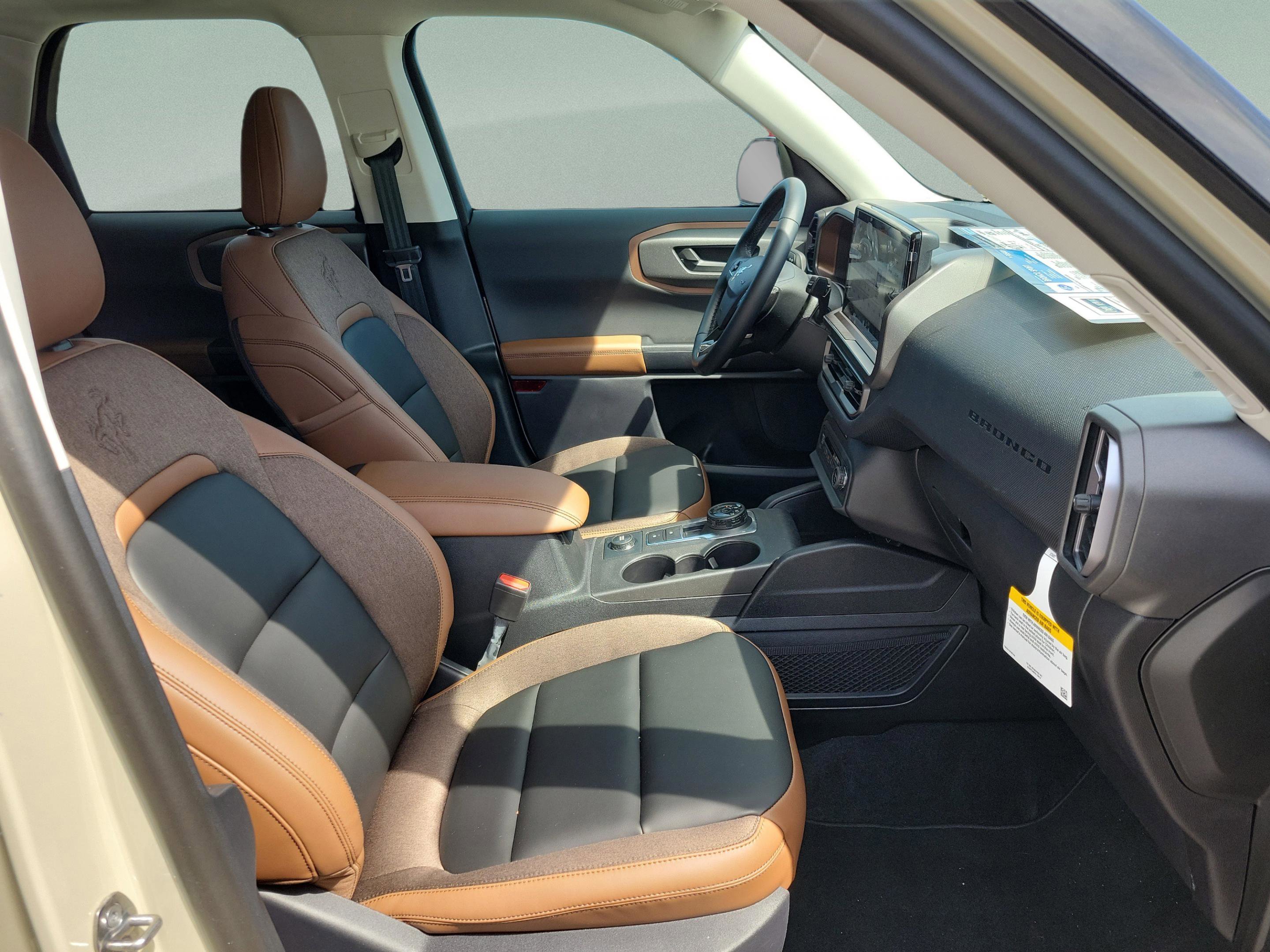 New 2025 Ford Bronco Sport Outer Banks image 32