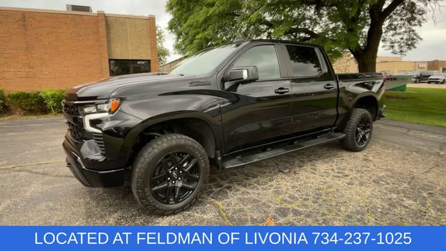 Used 2022 Chevrolet Silverado 1500 LT Trail Boss w/ LT Trail Boss Premium Package AWD/4WD image 4