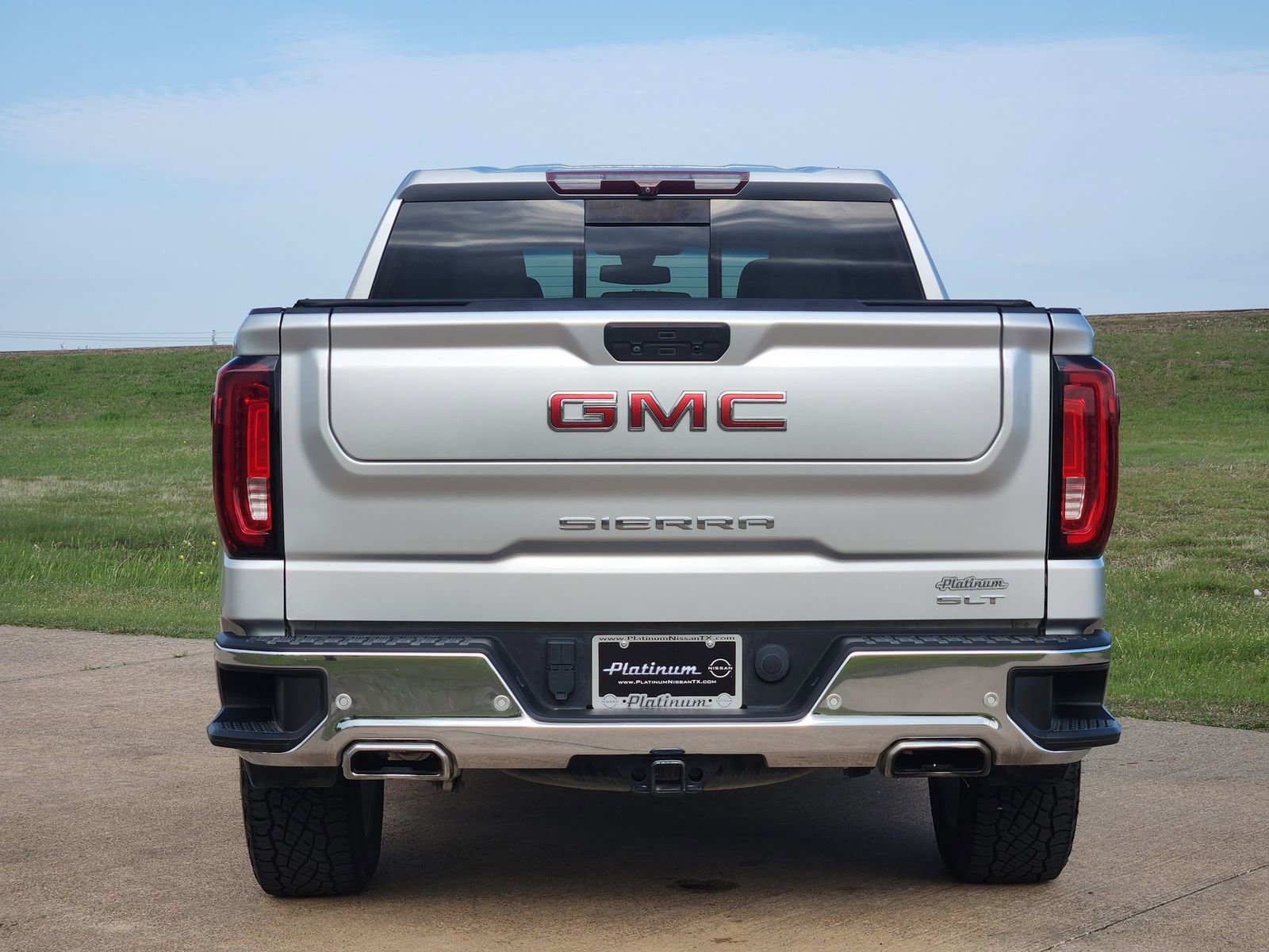 Used 2020 GMC Sierra 1500 SLT AWD/4WD image 8