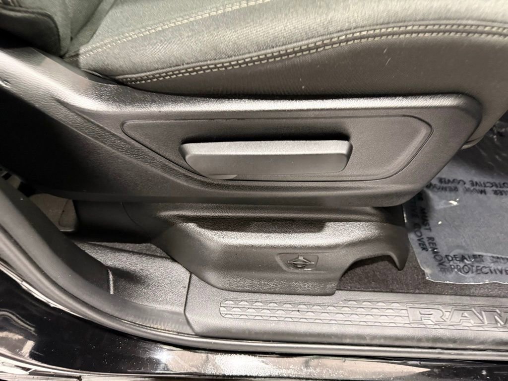Used 2025 RAM 1500 Big Horn image 21