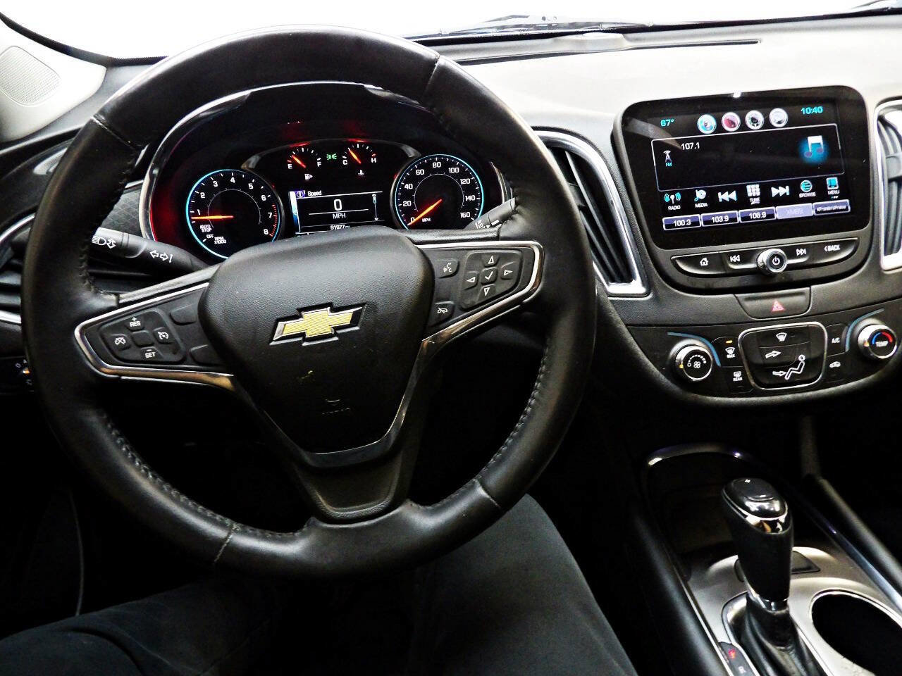 Used 2016 Chevrolet Malibu LT image 17