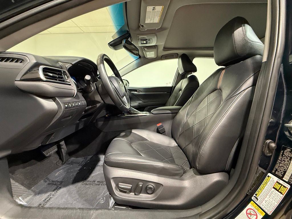 Used 2018 Toyota Camry XLE w/ Audio Package FWD image 12