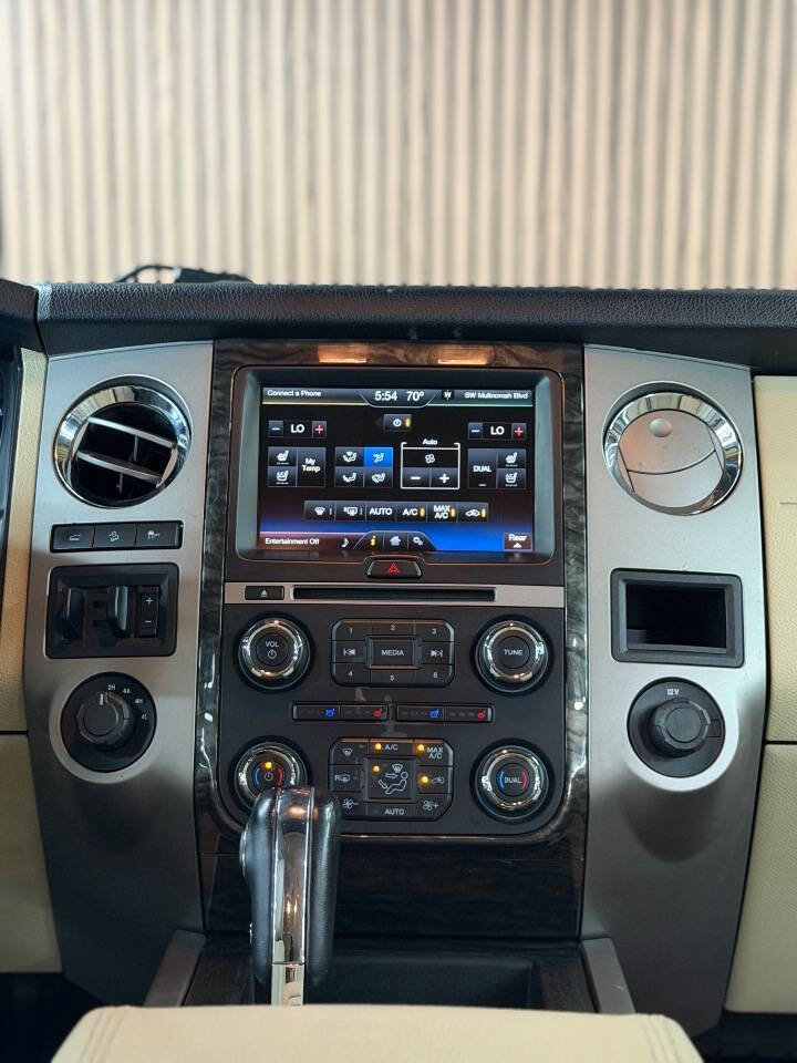 Used 2015 Ford Expedition Limited w/ Equipment Group 301A AWD/4WD image 18
