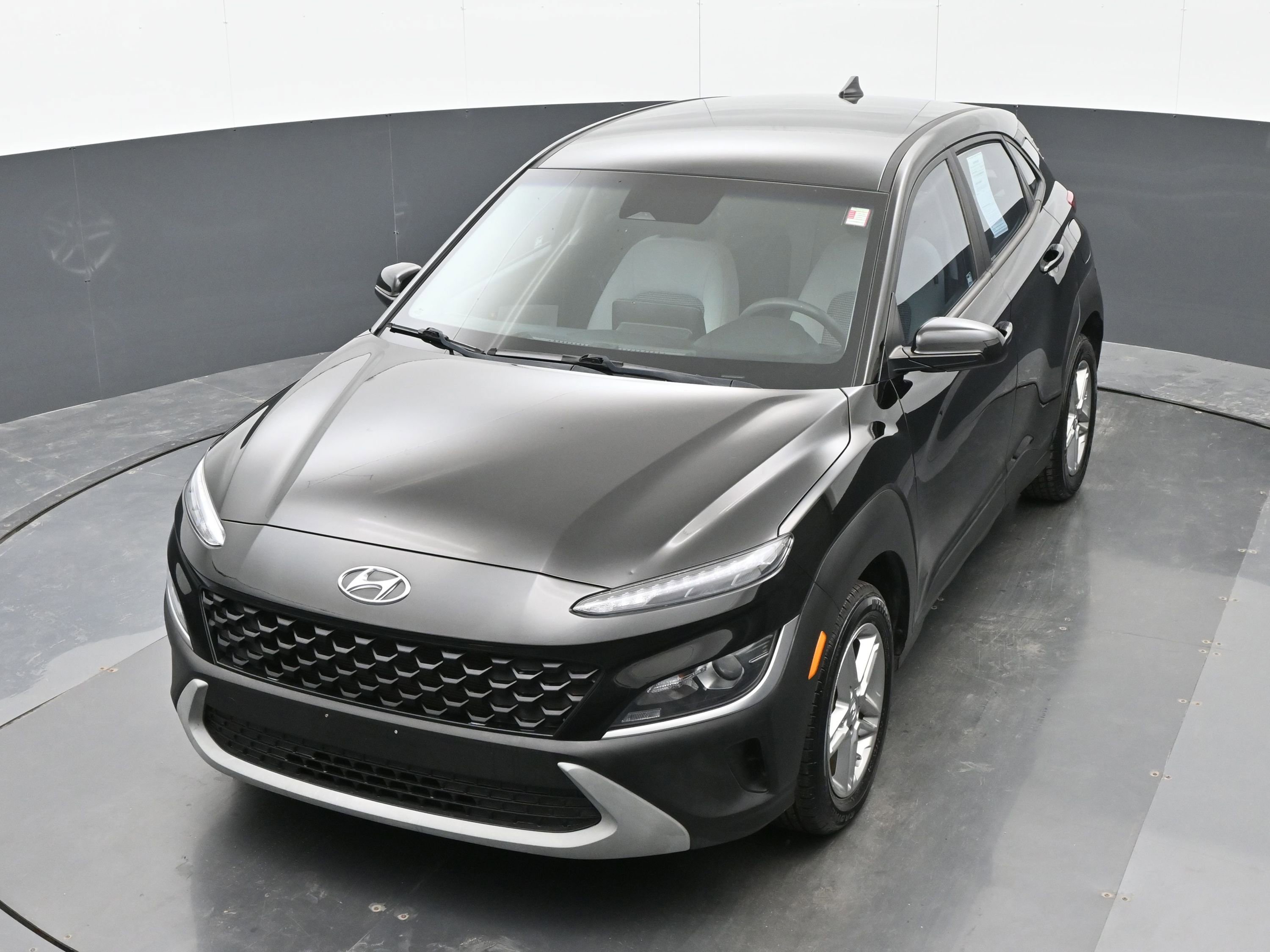 Certified 2022 Hyundai Kona SE image 35