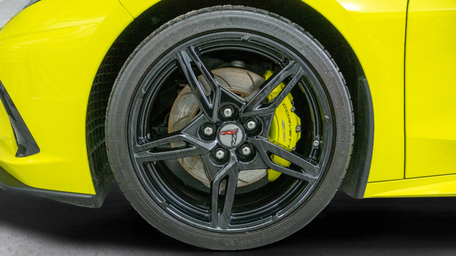 Used 2022 Chevrolet Corvette Stingray Premium Cpe w/ Z51 Performance Package RWD image 9