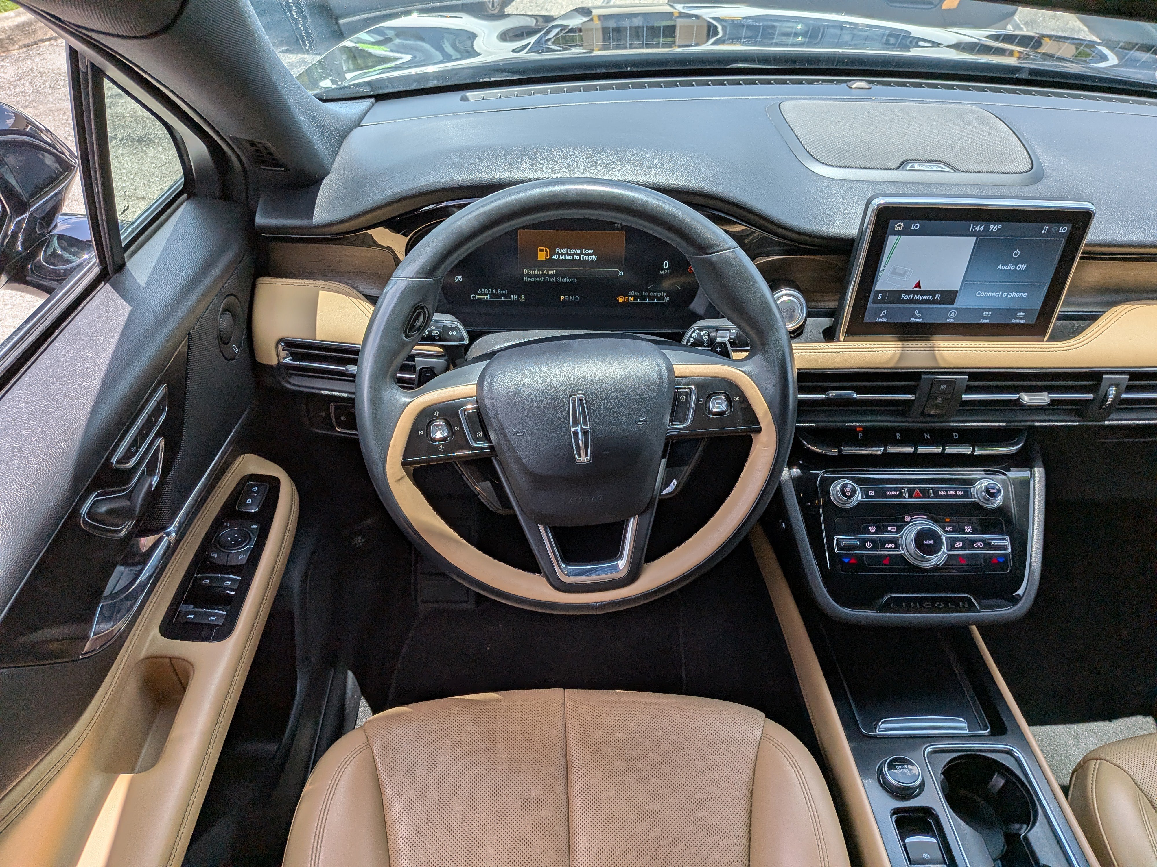 Used 2021 Lincoln Corsair Reserve FWD image 18