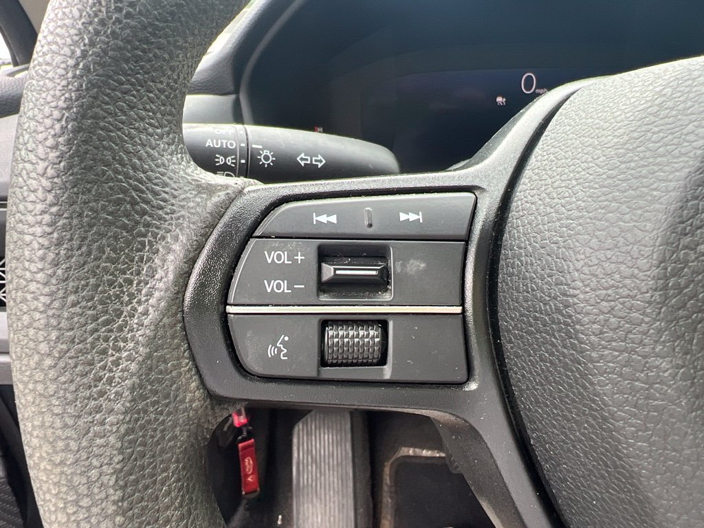 Used 2023 Honda Accord EX image 17