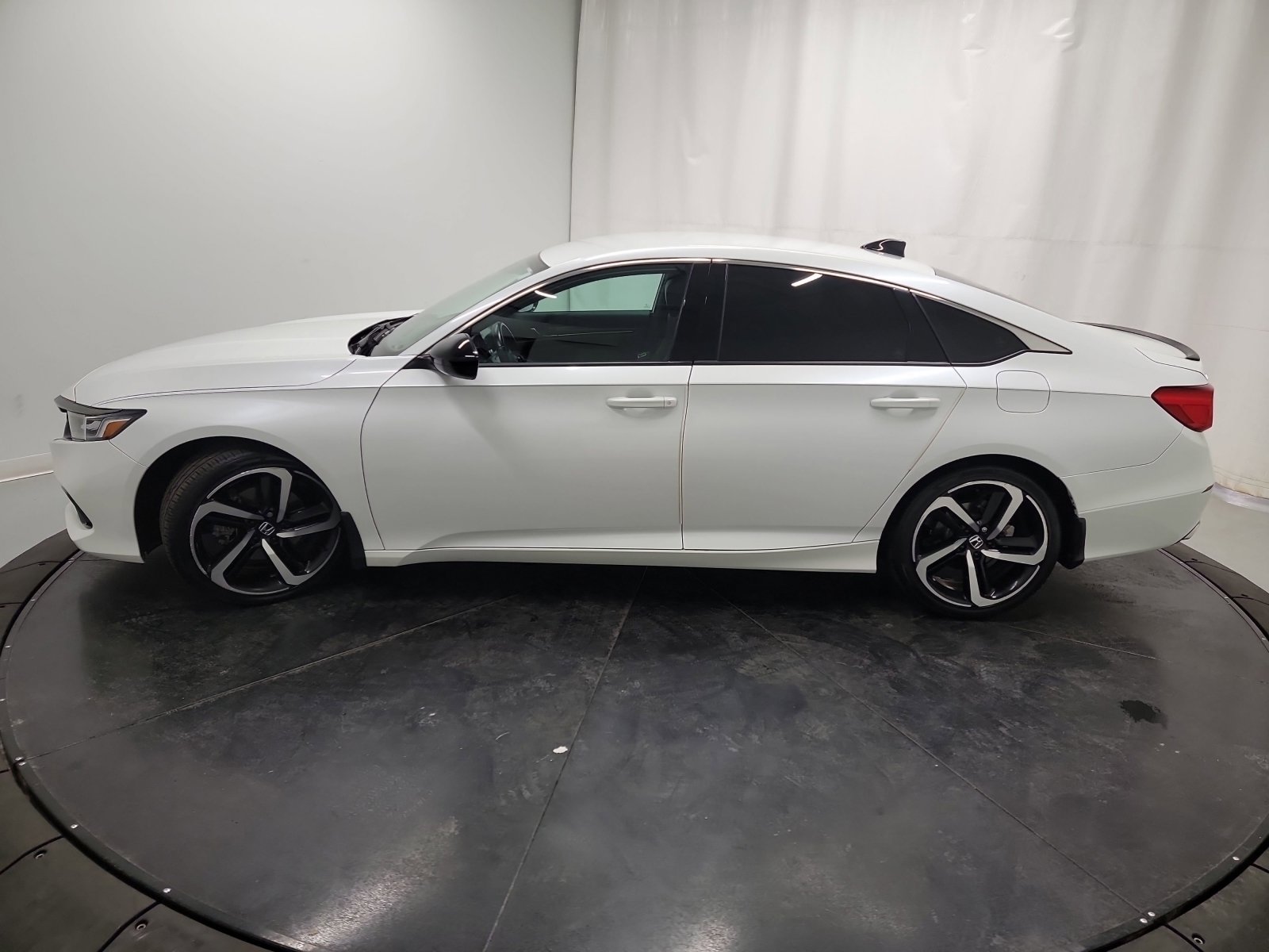 Certified 2022 Honda Accord Sport image 5