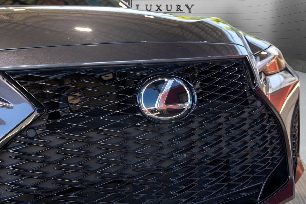 Used 2024 Lexus IS 350 F Sport w/ Memory Package RWD image 15