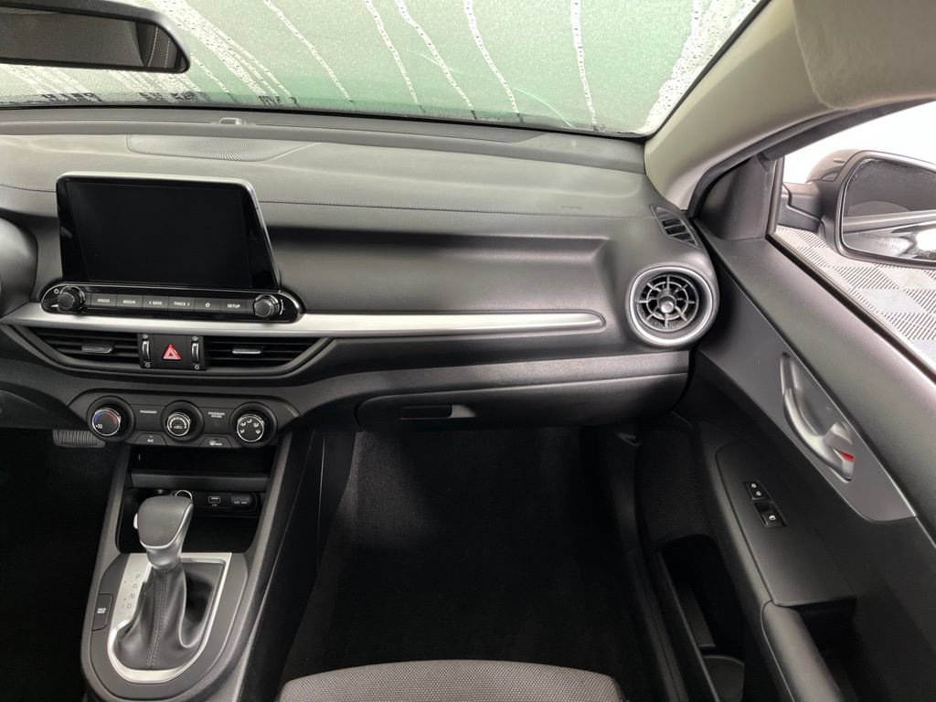 Used 2023 Kia Forte LXS w/ LXS Technology Package FWD image 19
